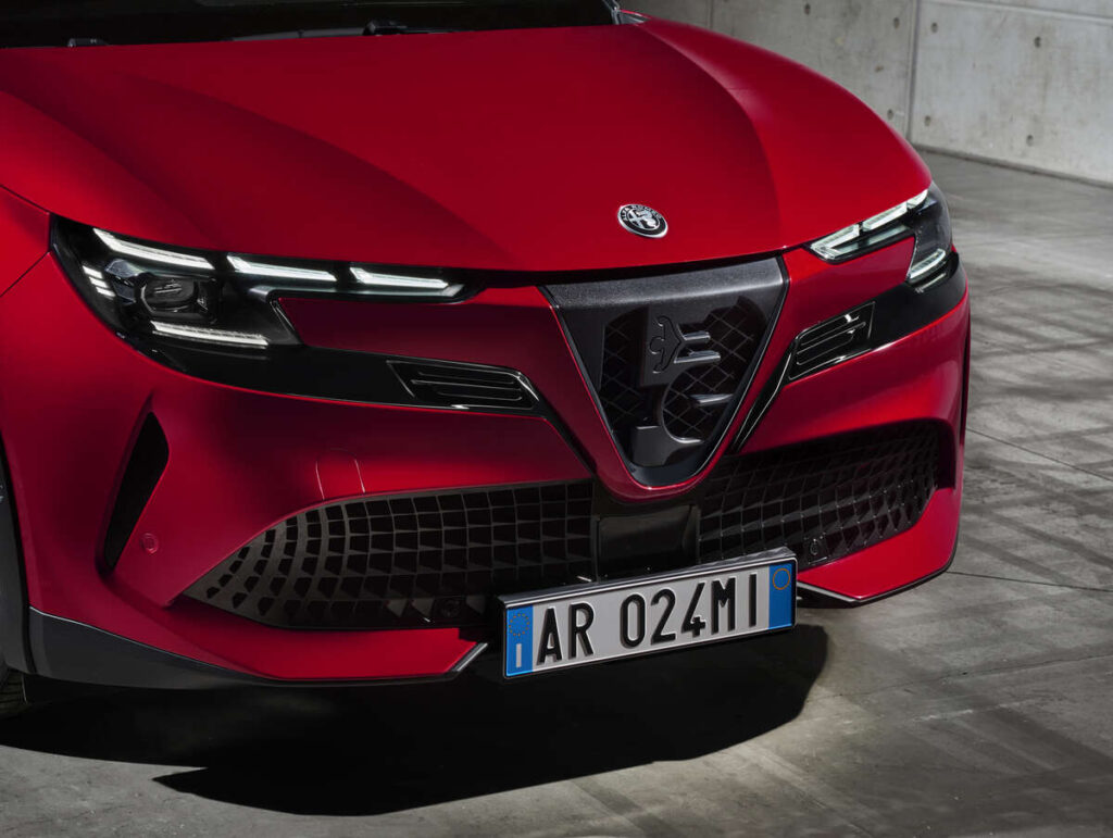 アルファ ロメオ 「Alfa Romeo Junior」をまもなく発表 | アルファ